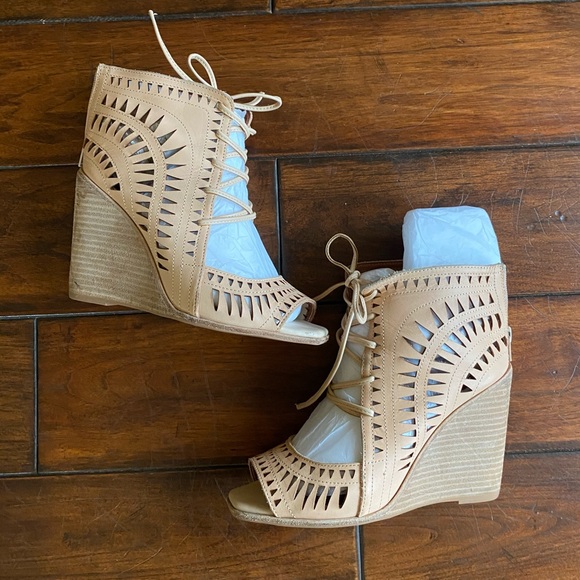 jeffrey campbell rodillo wedge